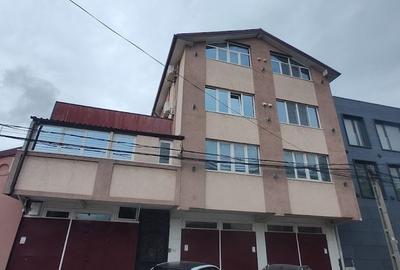 PENSIUNE - TROCADERO - 1