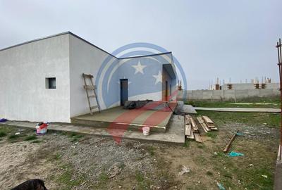 Casă individuală cu 4 camere cu Canalizare în Exterior Sud - 3