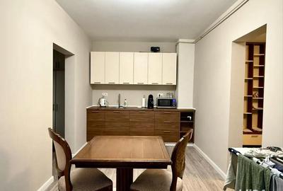 Apartament cu 3 camere decomandat în Central - 8