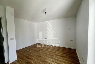 Casă cu 3 camere cu Teren 250 Mp în Plopi - 1