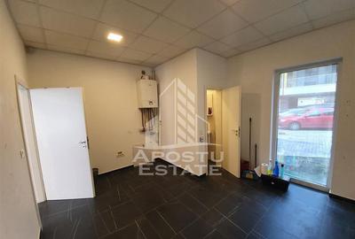 Spatiu comercial 43 mp + loc parcare, in zona Balcescu - 6
