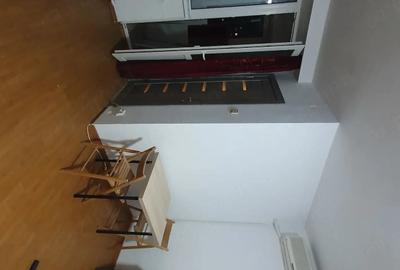 Garsonieră semidecomandată în Titan - 2