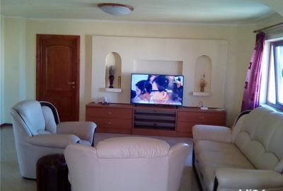 Apartament cu 4 camere decomandat în Mangalia - 3