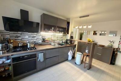 Apartament cu 2 camere semidecomandat în 1 Mai - 4
