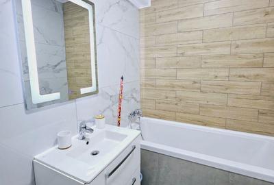 Apartament cu 3 camere decomandat în Nufărul - 7