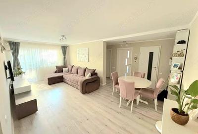 Apartament cu 3 camere decomandat în Central - 20