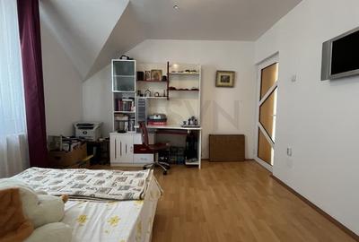 Casă individuală cu 4 camere cu Canalizare în Micro 2 - 18