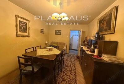 Vintage apartament 4 camere, B-dul Bucure?ti / Regele Mihai,decomandat etaj 2 - 1