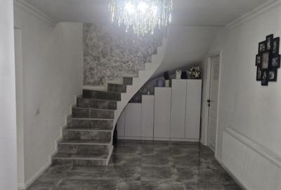Casă cu 5 camere cu Teren 900 Mp în Central - 17