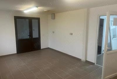 Casa D+P cu spatiu comercial la parter - 9