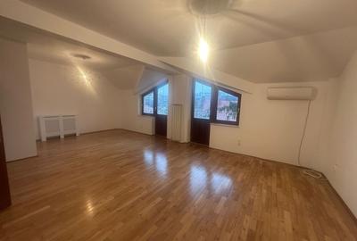 Casă cu 8 camere cu Canalizare în Floreasca - 4