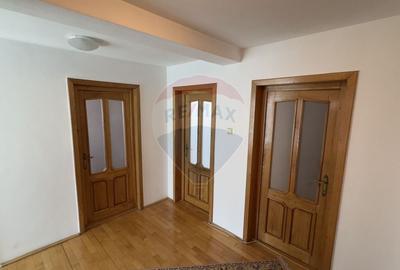 Duplex cu 6 camere cu Teren 1000 Mp în Săsar - 7