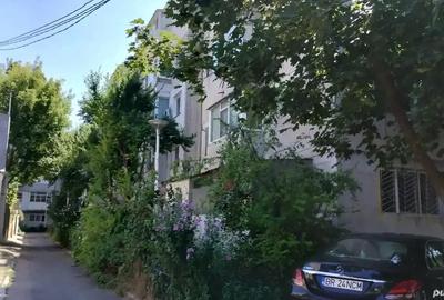 De inchiriat apartament 2 camere