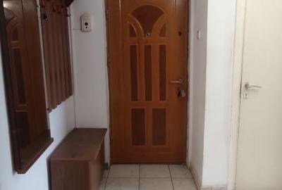 Apartament cu 2 camere semidecomandat în Micro 9 - 3