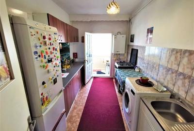 Apartament cu 3 camere decomandat în Ștefan cel Mare - 9