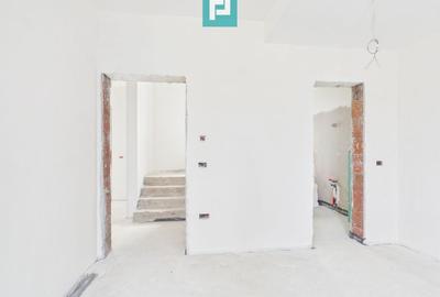 Duplex cu 4 camere cu Canalizare în Covaci - 16