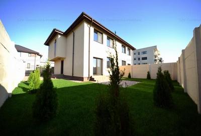 Duplex cu 4 camere cu Canalizare în Prelungirea Ghencea - 1