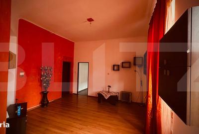 Casă cu 7 camere cu Teren 277 Mp în Central - 16