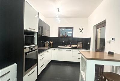 Casă individuală cu 5 camere cu Canalizare în Valu lui Traian - 26