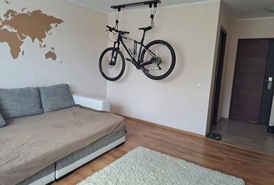 Inchiriez garsoniera Burdujeni - 8