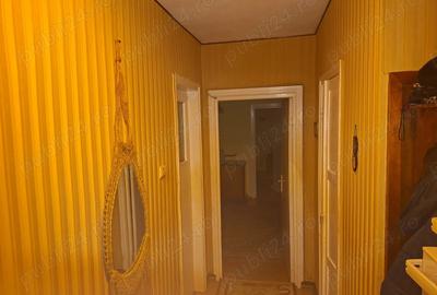 Apartament cu 3 camere semidecomandat în Bucșinescu - 2