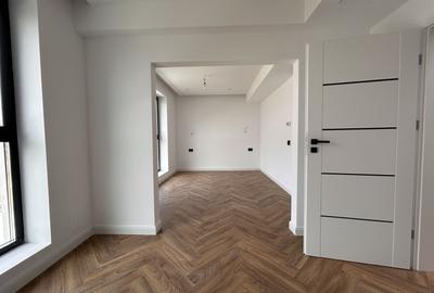 Casă individuală cu 5 camere cu Canalizare în Central - 23