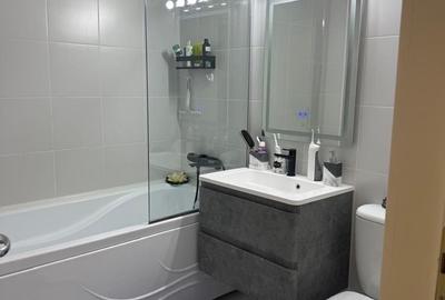 Apartament cu 3 camere decomandat în Exterior Vest - 1