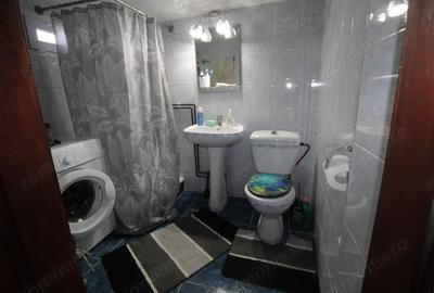 Casă cu 6 camere cu Teren 5755 Mp în Iași-Gorj - 13