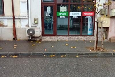 Spațiu comercial, de 51 mp, în Central - 1