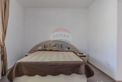 Casă cu 10 camere cu Teren 1074 Mp în Moieciu - 14