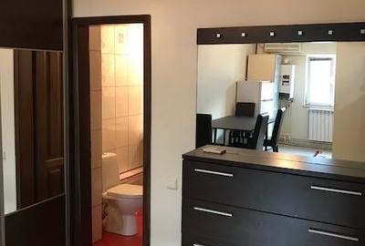 Apartament cu 3 camere decomandat în Capitol - 12