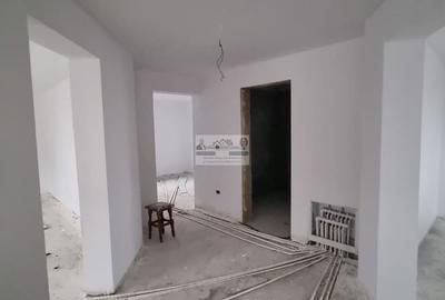 Casă cu 5 camere cu Teren 504 Mp în Tătărăști - 10