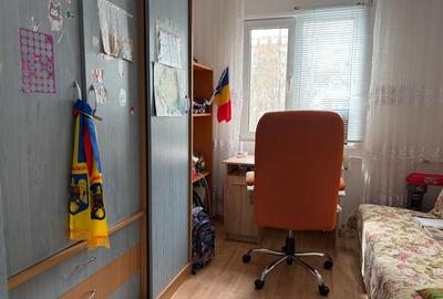 Apartament cu 3 camere semidecomandat, mobilat în Apărătorii Patriei - 7