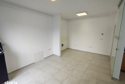Spațiu comercial, de 58 mp, în Libertății - 9