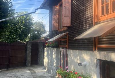 Casă cu 4 camere cu Teren 270 Mp în Poiana - 1