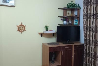Apartament cu 2 camere decomandat în 1 Decembrie - 9