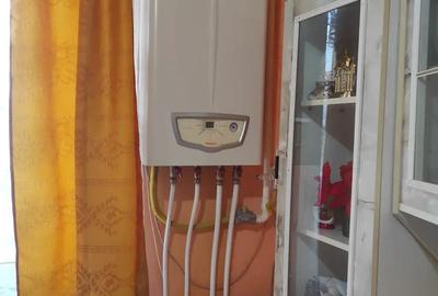 Garsoniera etj 3 zona Dacia - 10