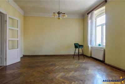 Nivel in vila, curte deosebita, priveliste, Central, Brasov - 19