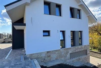 Casa Individuala Subsol+Parter+Etaj  situata in Chinteni! - 10