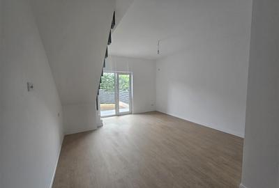 Casă cu 3 camere cu Canalizare în Bucium - 6