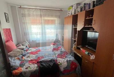 Apartament cu 3 camere decomandat în Bartolomeu