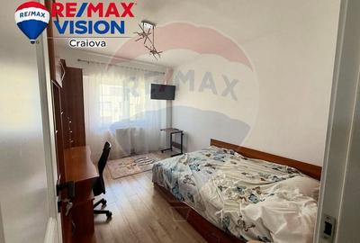 Apartament cu 4 camere decomandat în Central - 5
