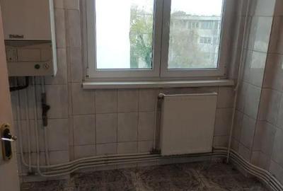 Apartament cu 4 camere decomandat în Gării - 3