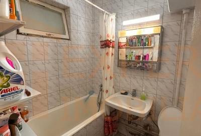 Apartament spatios, ideal pentru familie zona Tomis Nord, Constanta - 11