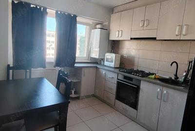 Apartament cu 2 camere decomandat în Micro 20 - 8