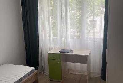 Apartament cu 3 camere decomandat în Titan - 7