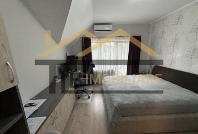 Casa de 4 camere, 200mp, parcari, Zona Unirii - 10