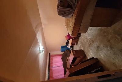 Apartament cu 3 camere decomandat în Aninoasa - 2