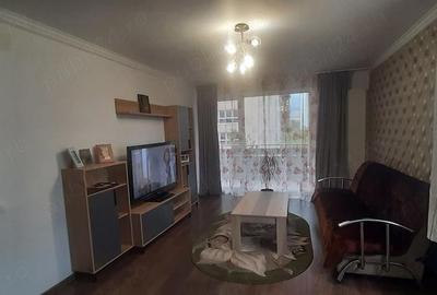Apartament cu 2 camere decomandat în Tractorul - 5