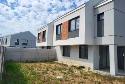 Casă cu 4 camere cu Teren 286 Mp în Central - 4